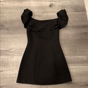 TOPSHOP Off-Shoulder Black Dress. Petite US0.